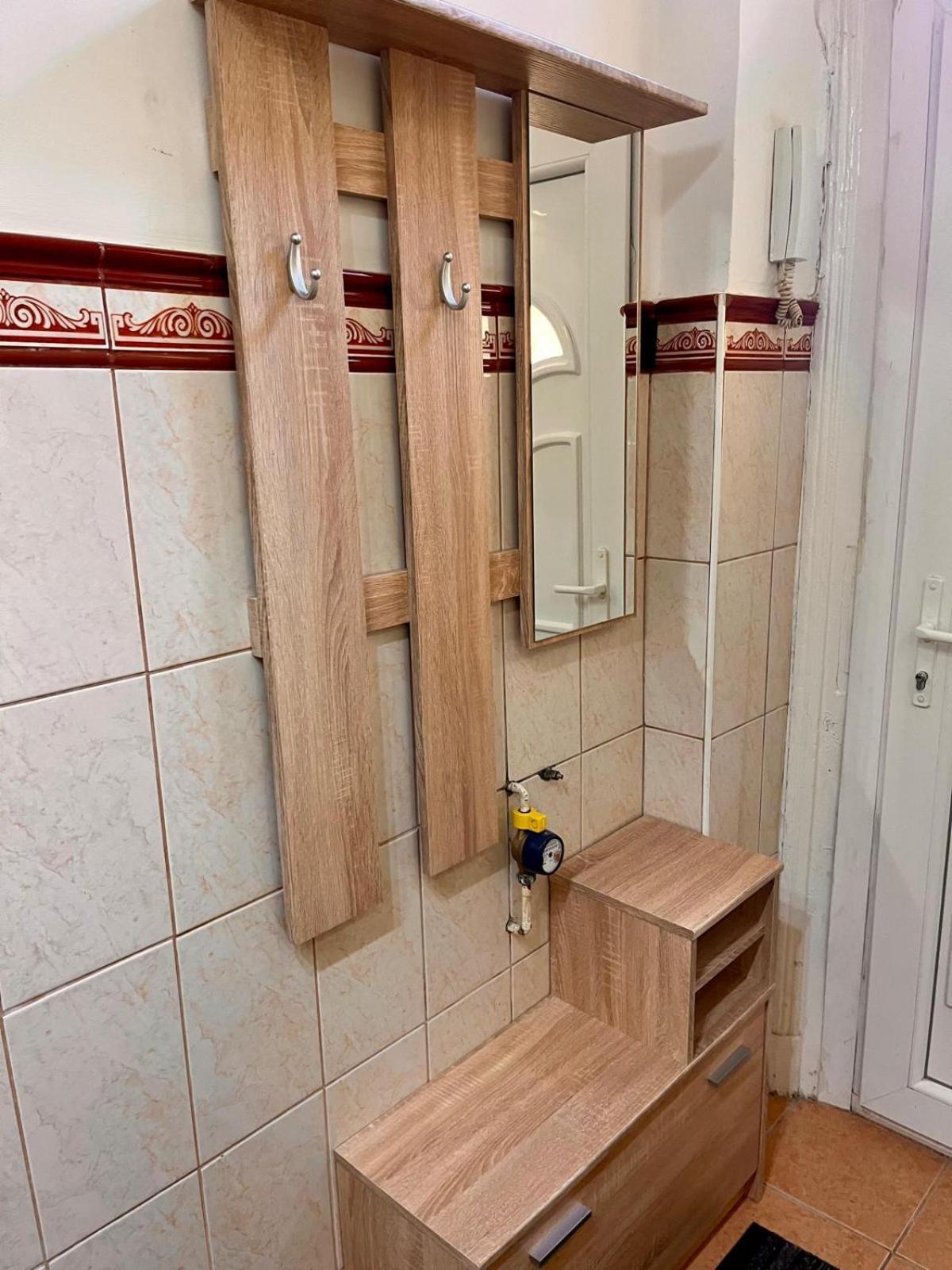 Kalvaria With Balcony, Free Parking And Ac Budapesta Exterior foto