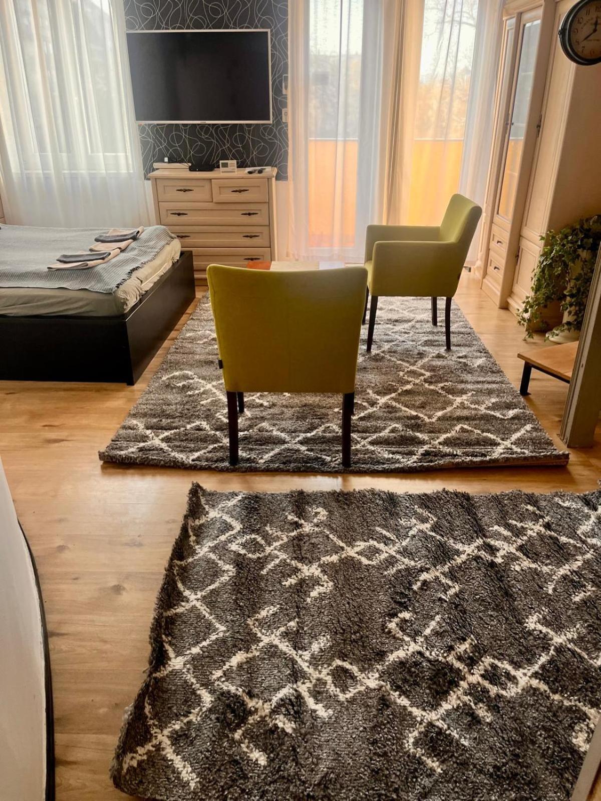 Kalvaria With Balcony, Free Parking And Ac Budapesta Exterior foto