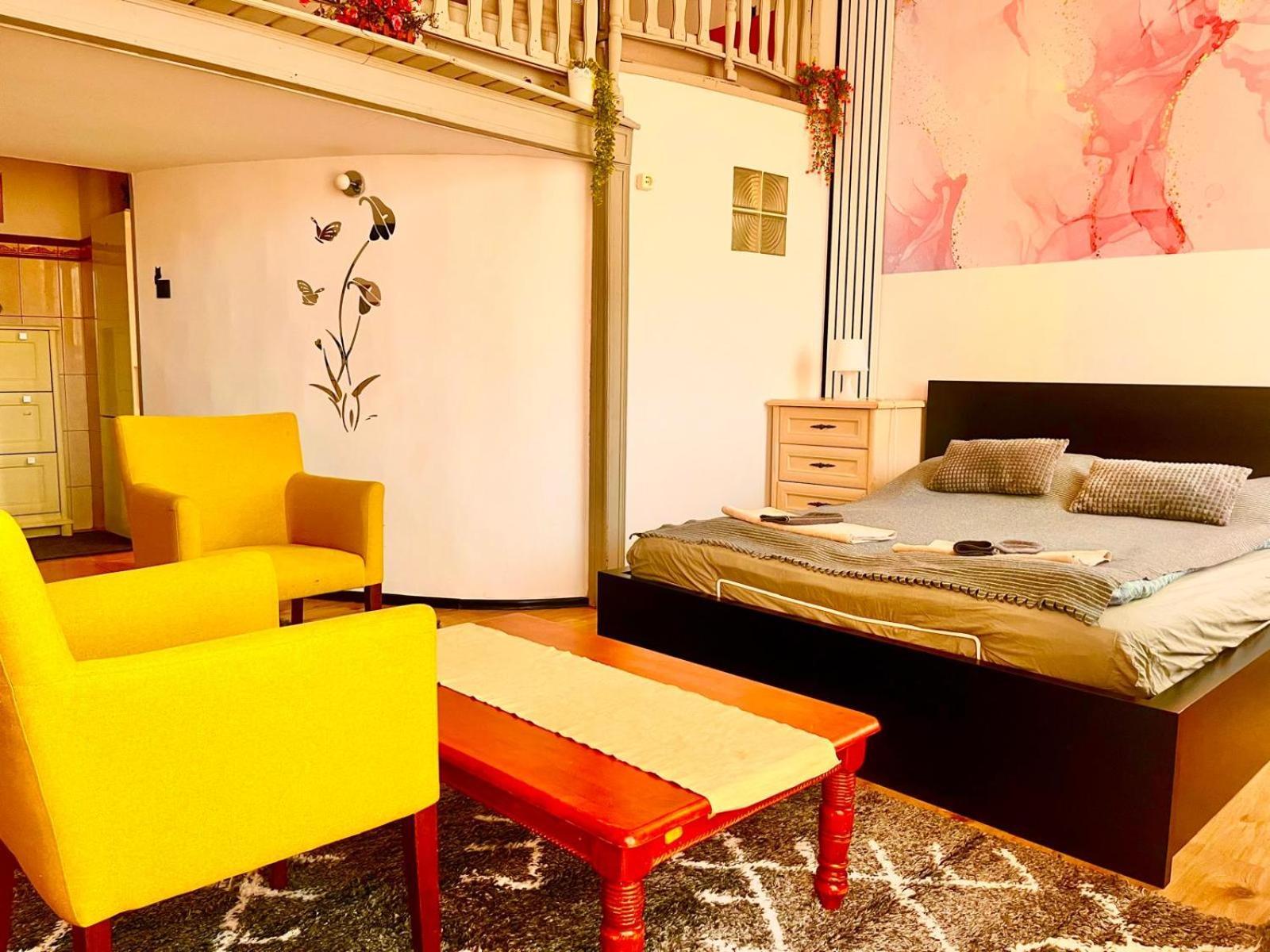 Kalvaria With Balcony, Free Parking And Ac Budapesta Exterior foto